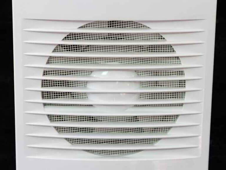 Do Bathroom Fans Have Filters? (Bathroom Fan Anatomy) ToolsOwner