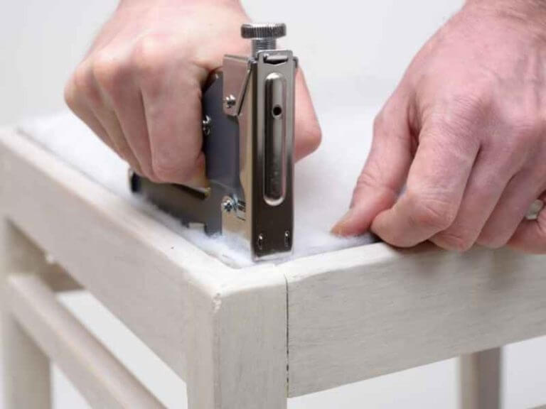 What Is The Difference Between Nail Guns And Staple Guns? ToolsOwner